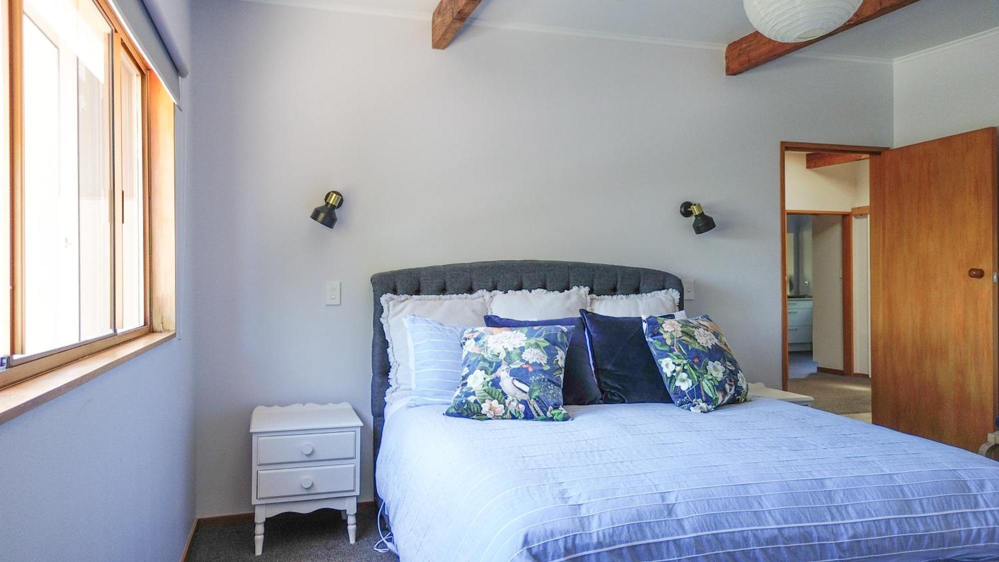 Large, Comfy, Stylish Apartment Havelock North Exterior foto